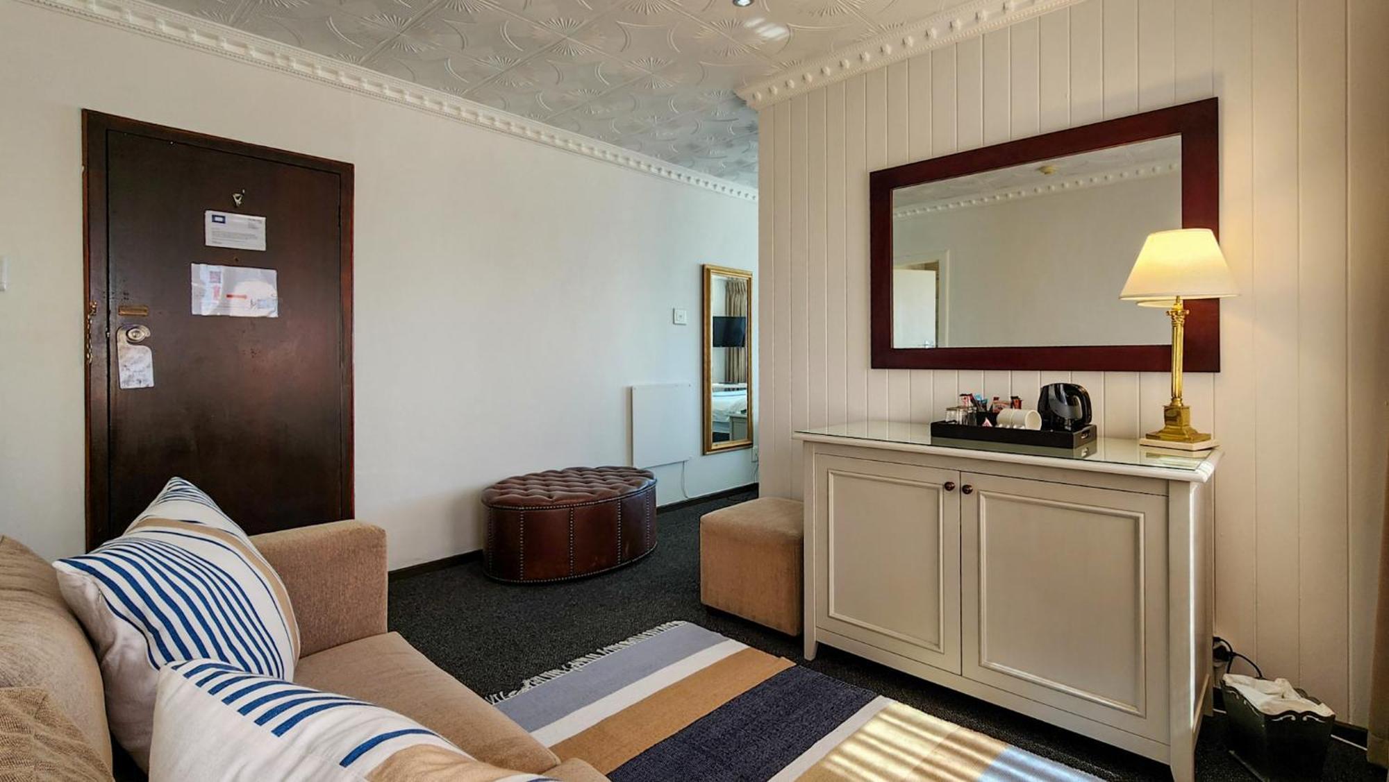 The Blue Peter Hotel بلوبيرجستراند المظهر الخارجي الصورة